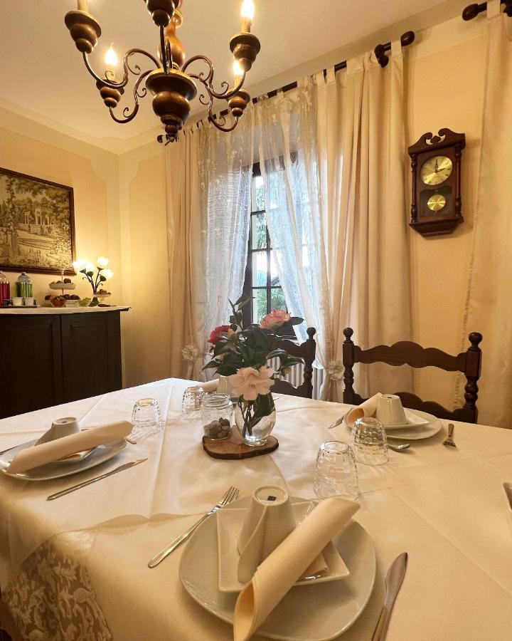 B&B Azalea 카노비오 외부 사진